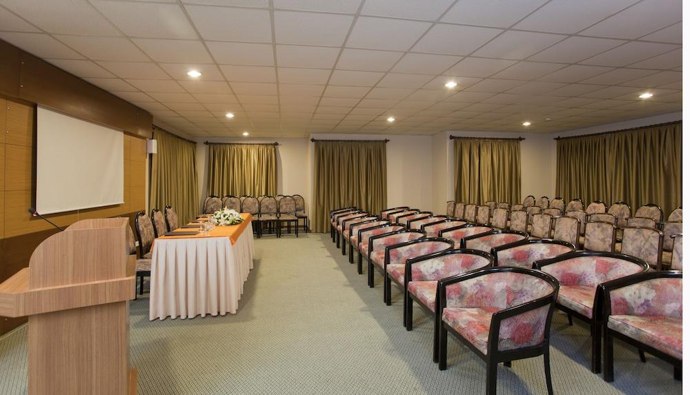 Otel Remi 4*